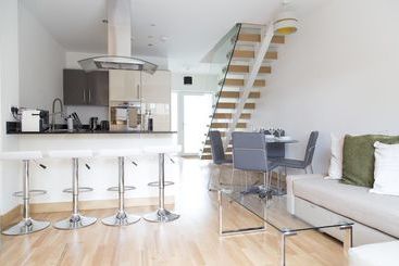 Grand Central Apartments By Paymán Club