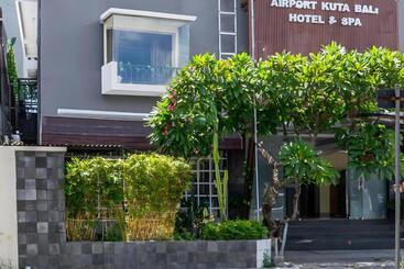 هتل Collection O Airport Kuta Bali