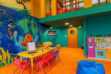 هتل Aquacity Riverside