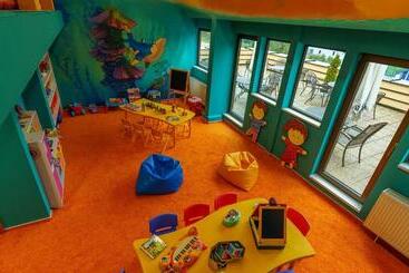 هتل Aquacity Riverside