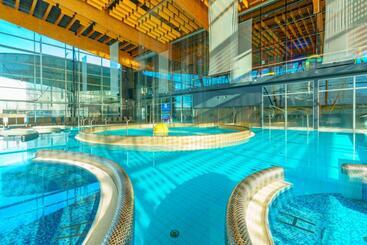 هتل Aquacity Riverside