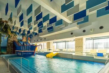 هتل Aquacity Riverside