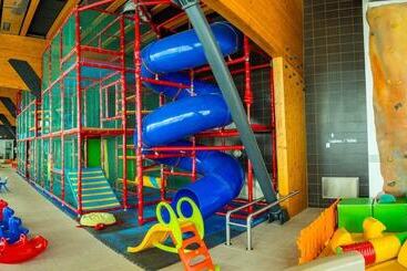 هتل Aquacity Riverside