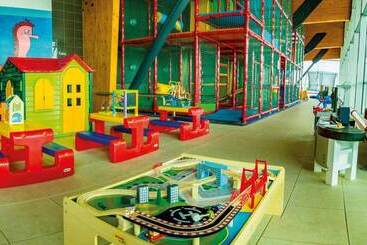 هتل Aquacity Riverside