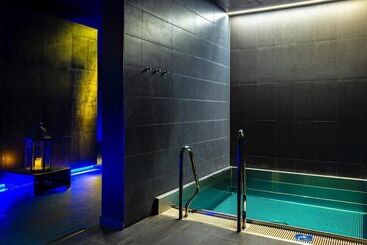 هتل Aquacity Riverside