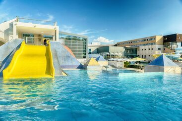 هتل Aquacity Riverside