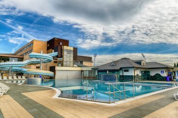 هتل Aquacity Riverside