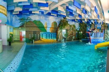 هتل Aquacity Riverside