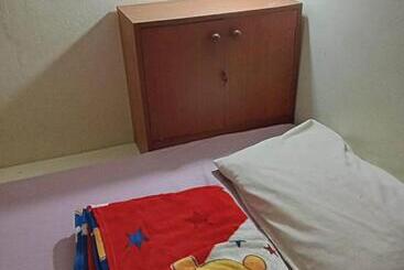 هتل کپسول Smile Capsule Hostel