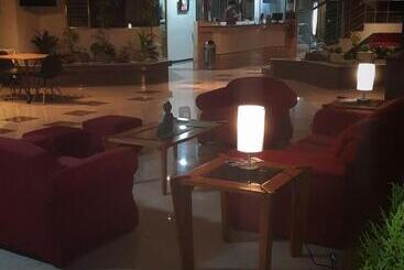 هتل Enterprise Inn Plaza