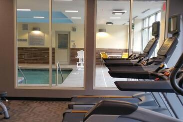 هتل Fairfield Inn & Suites By Marriott Eau Claire/chippewa Falls