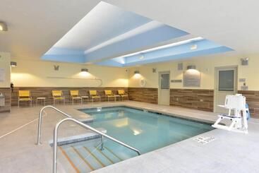 هتل Fairfield Inn & Suites By Marriott Eau Claire/chippewa Falls