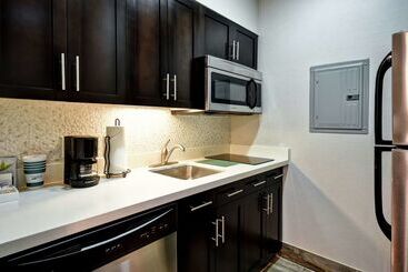 هتل Homewood Suites By Hilton Dallas Arlington South