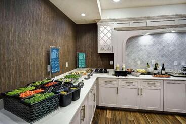هتل Homewood Suites By Hilton Dallas Arlington South