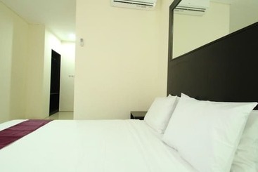 هتل Collection O Airport Kuta Bali