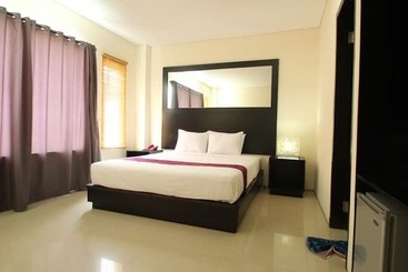 هتل Collection O Airport Kuta Bali