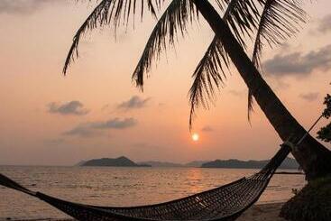هتل Lazy Day The Resort
