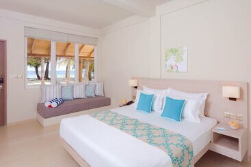 هتل Malahini Kuda Bandos Resort