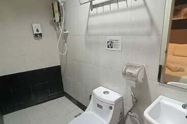 One Point Hotel Rh Plaza