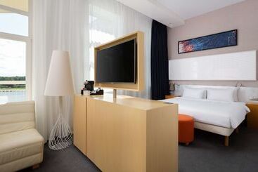 هتل Radisson Resort, Zavidovo