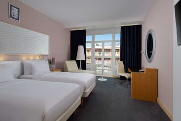 هتل Radisson Resort, Zavidovo