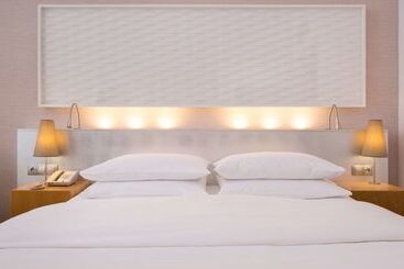 هتل Radisson Resort, Zavidovo