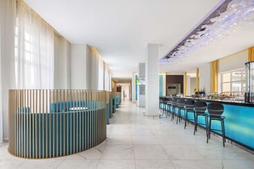 هتل Radisson Resort, Zavidovo