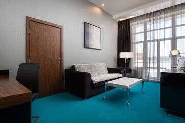 هتل Radisson Resort, Zavidovo