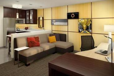 هتل Residence Inn By Marriott Regina