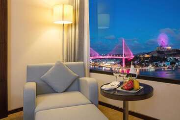 هتل Wyndham Legend Halong