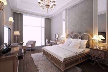 هتل Wyndham Legend Halong