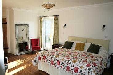 Old Selden Farm B&b