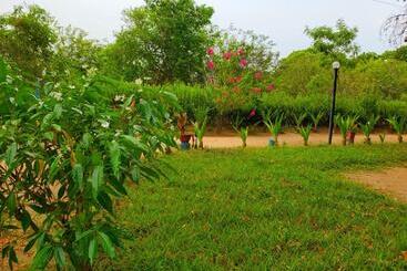 پانسیون Secret Escape Nilaveli Ayurveda Hotel & Spa