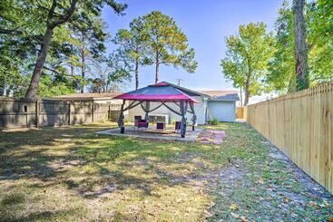 Blue Cottage In The Bayou  W/ Private Yard!