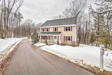 North Conway Home ~ 2 Mi To Cranmore Mountain!