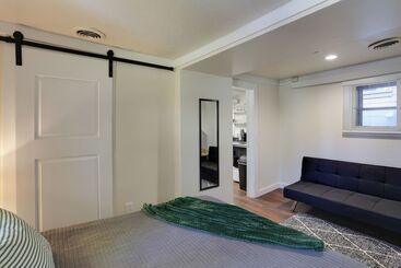 Centrally Located Mountain Getaway In Lead!