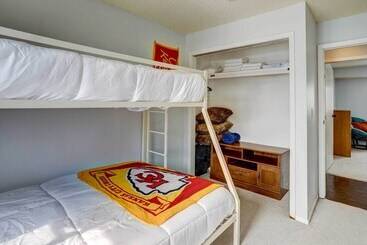 Cozy Sioux Falls Home   7 Mi To Downtown!