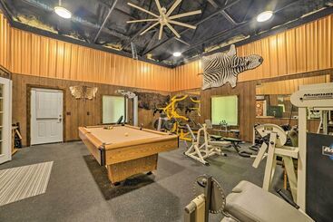 별장 Family Leatherwood Resort Cabin W/ Fire Pit!