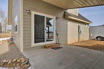 30 Mi To Crested Butte: Dog Friendly Home By River