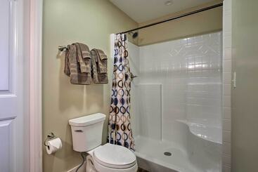 30 Mi To Crested Butte: Dog Friendly Home By River