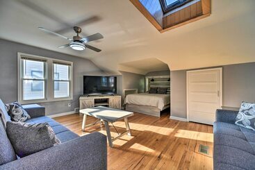 Historic Dearborn Home: 13 Mi To Downtown Detroit!