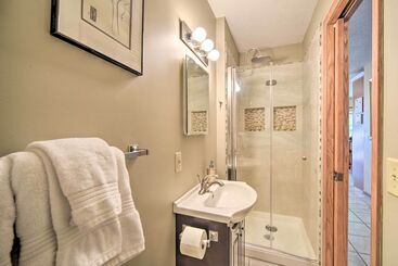 קוטג'' Hugo Home, Direct Lake Access & Private Dock!