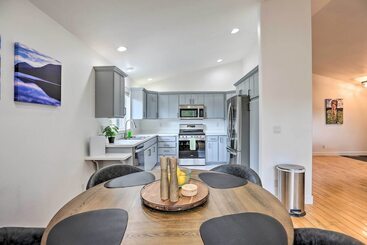 Pet Friendly Bend Home W/ Hot Tub & Patio!