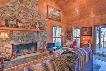 Serene Cabin W/ Riverfront Views & Access!