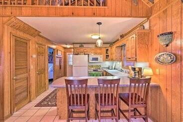 Serene Cabin W/ Riverfront Views & Access!
