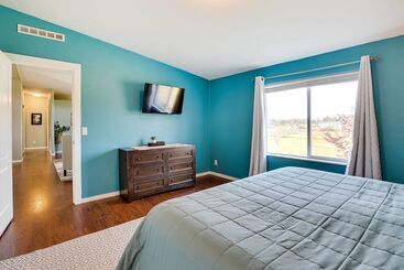 Serene Sequim Retreat W/ Deck: Pets Welcome!