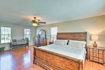 Spacious Mt Juliet Home W/ 1 Acre Yard!