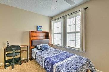 Spacious Mt Juliet Home W/ 1 Acre Yard!