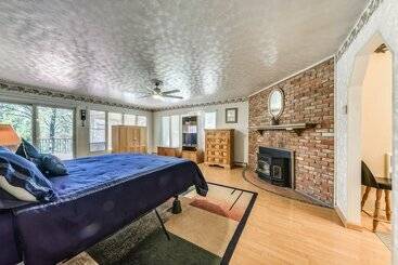 Spacious Ruidoso Home W/ Sierra Blanca Mtn Views!