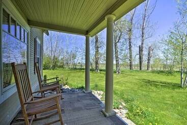 The Farmstead  On 10 Acres W/ Mountain Views!